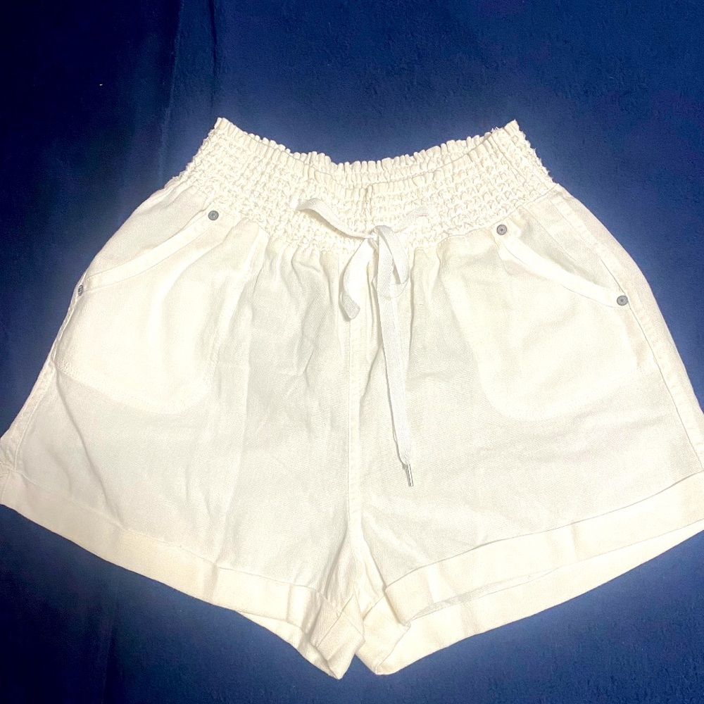 White shorts by simply blessed